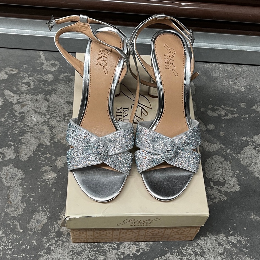 Badgley Mischka Jewel Silver Strappy Heels